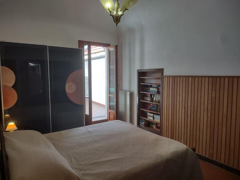 Silver Sands Finale Ligure - Traditional Apartment - 4 Beds & Terrace By The Beach Экстерьер фото
