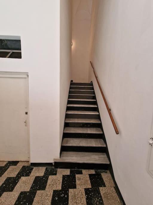 Silver Sands Finale Ligure - Traditional Apartment - 4 Beds & Terrace By The Beach Экстерьер фото